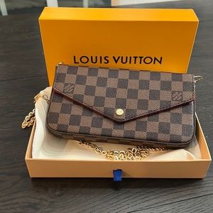 LV wannabe chain strap purse